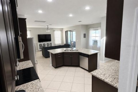 House in Valrico, Florida 5 bedrooms, 345.88 sq.m. № 2209552 - photo 22