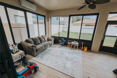 House in Valrico, Florida 5 bedrooms, 345.88 sq.m. № 2209552 - photo 14