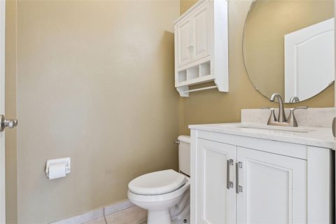 House in Orlando, Florida 4 bedrooms, 230.58 sq.m. № 2113718 - photo 27