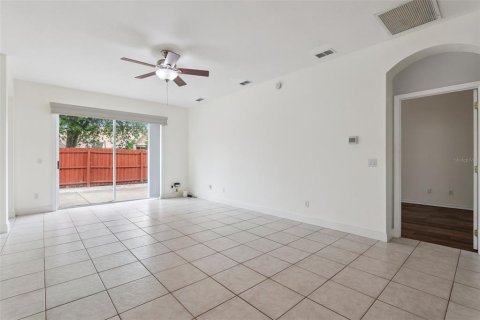 House in Orlando, Florida 4 bedrooms, 230.58 sq.m. № 2113718 - photo 9