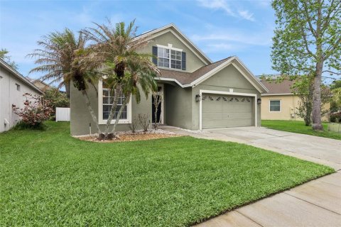 House in Orlando, Florida 4 bedrooms, 230.58 sq.m. № 2113718 - photo 2