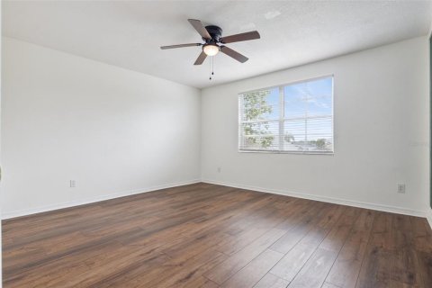 House in Orlando, Florida 4 bedrooms, 230.58 sq.m. № 2113718 - photo 19