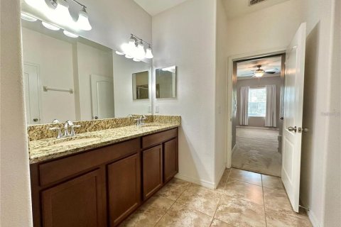 House in Brandon, Florida 3 bedrooms, 152.08 sq.m. № 2344736 - photo 26
