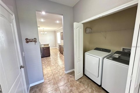 House in Brandon, Florida 3 bedrooms, 152.08 sq.m. № 2344736 - photo 20