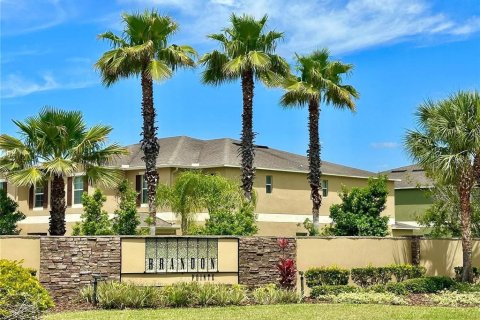 House in Brandon, Florida 3 bedrooms, 152.08 sq.m. № 2344736 - photo 5
