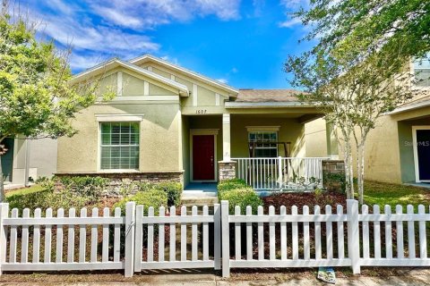 Casa en Brandon, Florida 3 dormitorios, 152.08 m2 № 2344736