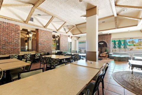 Copropriété à louer à Hollywood, Floride: 1 chambre, 78.69 m2 № 1831092 - photo 23