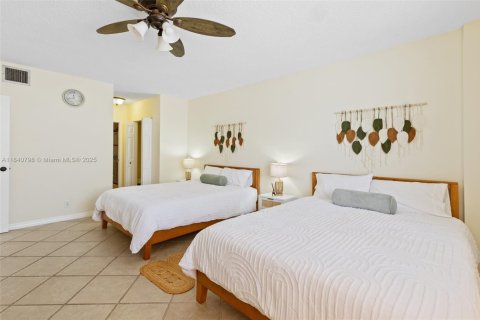 Copropriété à louer à Hollywood, Floride: 1 chambre, 78.69 m2 № 1831092 - photo 15