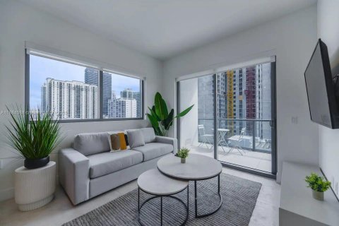 Condominio en venta en Miami, Florida, 1 dormitorio, 53.05 m2 № 1981965 - foto 7