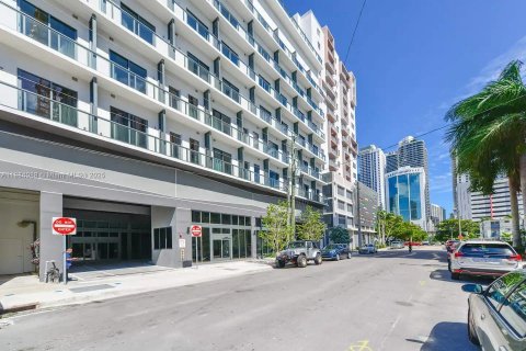 Condominio en venta en Miami, Florida, 1 dormitorio, 53.05 m2 № 1981965 - foto 23