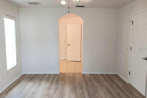 Villa ou maison à louer à North Port, Floride: 3 chambres, 139.82 m2 № 2151307 - photo 8
