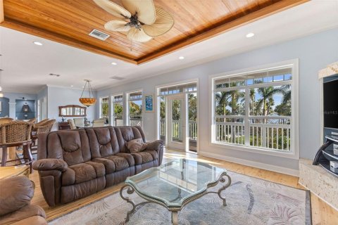 Villa ou maison à vendre à Terra Ceia, Floride: 3 chambres, 494.8 m2 № 1608965 - photo 11