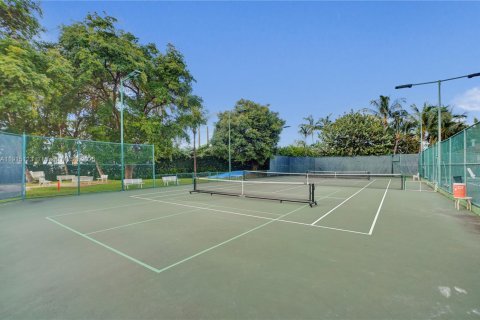Copropriété à vendre à Miami, Floride: 2 chambres, 143.44 m2 № 1970834 - photo 20