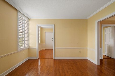 Condo in Tampa, Florida, 2 bedrooms № 2109687 - photo 16