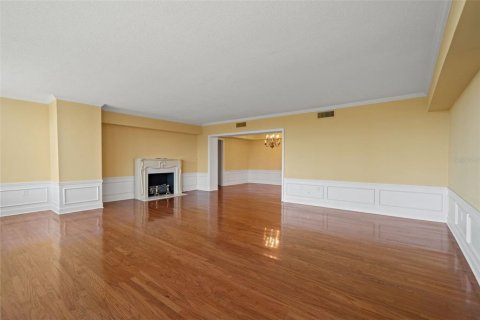 Condo in Tampa, Florida, 2 bedrooms № 2109687 - photo 4