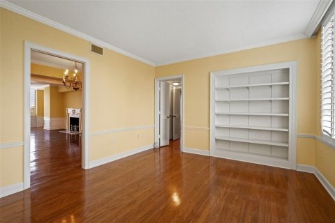 Condo in Tampa, Florida, 2 bedrooms № 2109687 - photo 17