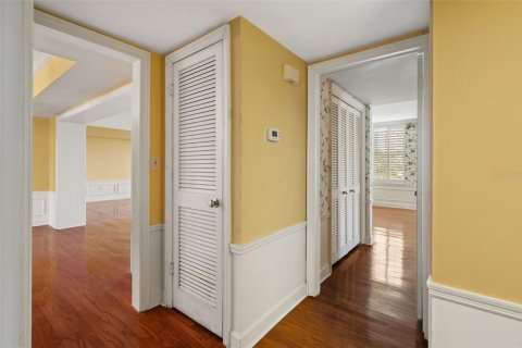 Condo in Tampa, Florida, 2 bedrooms № 2109687 - photo 24