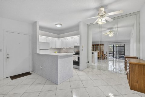 Copropriété à vendre à Tamarac, Floride: 2 chambres, 76.83 m2 № 2088136 - photo 5