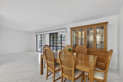 Copropriété à vendre à Tamarac, Floride: 2 chambres, 76.83 m2 № 2088136 - photo 2