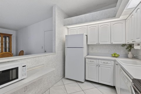 Copropriété à vendre à Tamarac, Floride: 2 chambres, 76.83 m2 № 2088136 - photo 19