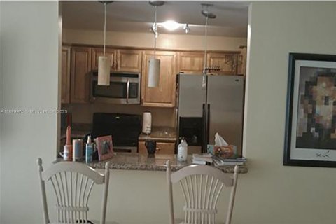 Appartement à louer à Hallandale Beach, Floride: 2 chambres, 99.87 m2 № 1952901 - photo 5