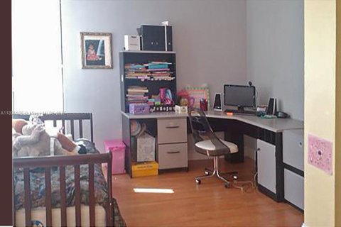 Appartement à louer à Hallandale Beach, Floride: 2 chambres, 99.87 m2 № 1952901 - photo 10