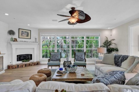 House in Boca Grande, Florida 3 bedrooms, 325.72 sq.m. № 1901090 - photo 24