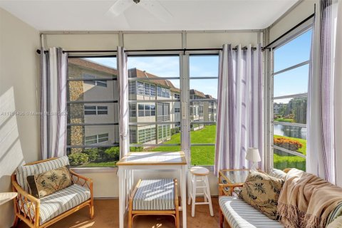 Condominio en venta en Lauderdale Lakes, Florida, 2 dormitorios, 87.7 m2 № 1730222 - foto 7