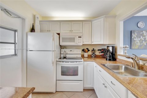Condominio en venta en Lauderdale Lakes, Florida, 2 dormitorios, 87.7 m2 № 1730222 - foto 5