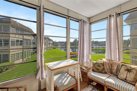 Condominio en venta en Lauderdale Lakes, Florida, 2 dormitorios, 87.7 m2 № 1730222 - foto 2