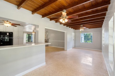 House in Homestead, Florida 3 bedrooms, 128.02 sq.m. № 1745690 - photo 5