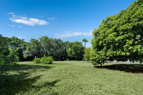 House in Homestead, Florida 3 bedrooms, 128.02 sq.m. № 1745690 - photo 22