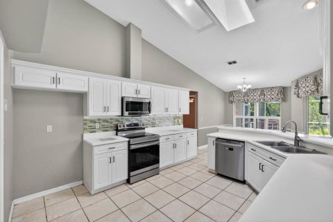 Villa ou maison à vendre à Port Orange, Floride: 3 chambres, 189.33 m2 № 2389353 - photo 15