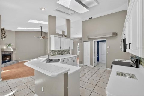 Villa ou maison à vendre à Port Orange, Floride: 3 chambres, 189.33 m2 № 2389353 - photo 3