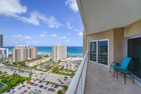Copropriété à louer à Hallandale Beach, Floride: 1 chambre, 80.82 m2 № 1939995 - photo 23