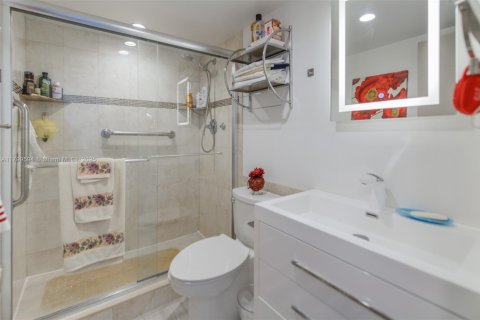 Copropriété à louer à Hallandale Beach, Floride: 1 chambre, 80.82 m2 № 1939995 - photo 22