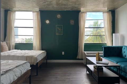 Купить кондоминиум в Майами-Бич, Флорида 37.16м2, № 2036391 - фото 4