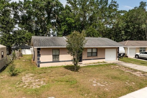 Villa ou maison à vendre à Wildwood, Floride: 2 chambres, 79.71 m2 № 2092349 - photo 23