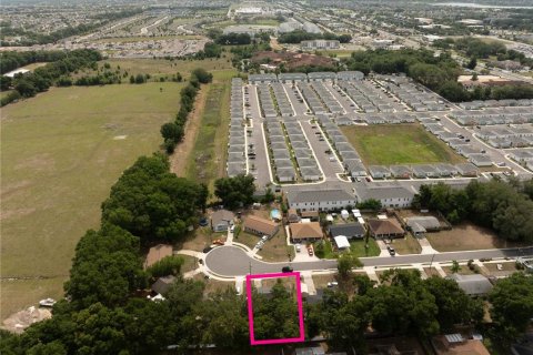 Villa ou maison à vendre à Wildwood, Floride: 2 chambres, 79.71 m2 № 2092349 - photo 19