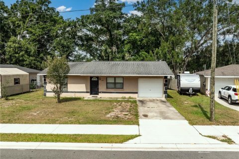 Villa ou maison à vendre à Wildwood, Floride: 2 chambres, 79.71 m2 № 2092349 - photo 17