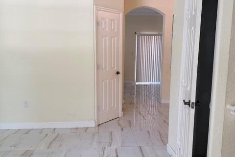 Touwnhouse à vendre à Miramar, Floride: 3 chambres, 157.93 m2 № 2351117 - photo 3