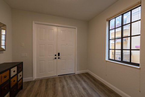 Townhouse in Weston, Florida 4 bedrooms, 217.39 sq.m. № 2185708 - photo 8