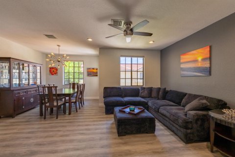 Townhouse in Weston, Florida 4 bedrooms, 217.39 sq.m. № 2185708 - photo 30