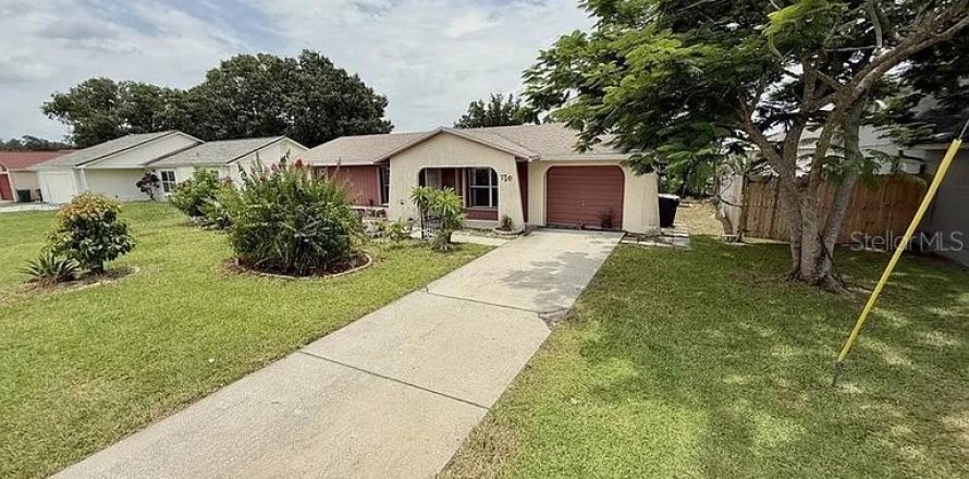 House in Kissimmee, Florida 2 bedrooms, 97.55 sq.m. № 1841401