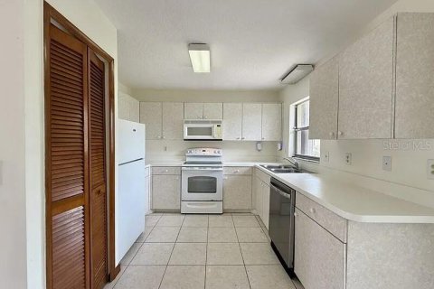 House in Kissimmee, Florida 2 bedrooms, 97.55 sq.m. № 1841401 - photo 5