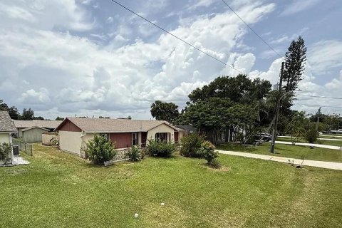 House in Kissimmee, Florida 2 bedrooms, 97.55 sq.m. № 1841401 - photo 2