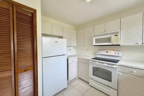 House in Kissimmee, Florida 2 bedrooms, 97.55 sq.m. № 1841401 - photo 4