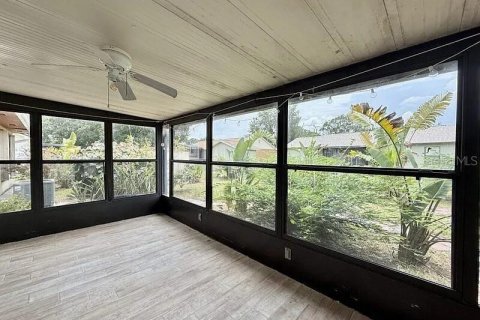 House in Kissimmee, Florida 2 bedrooms, 97.55 sq.m. № 1841401 - photo 17