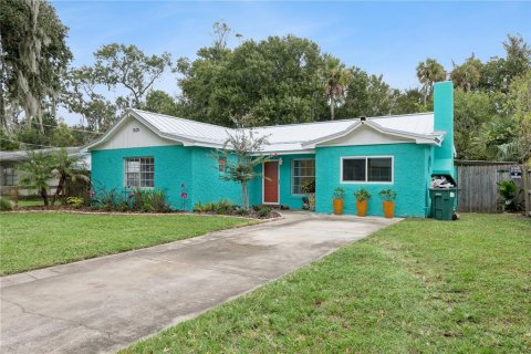 House in Holly Hill, Florida 4 bedrooms, 142.05 sq.m. № 2428713 - photo 7