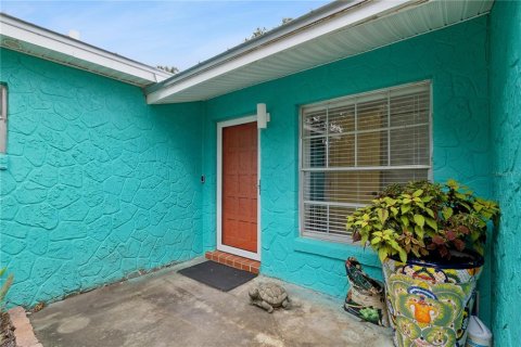House in Holly Hill, Florida 4 bedrooms, 142.05 sq.m. № 2428713 - photo 9